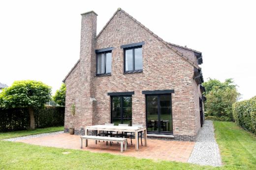 Eerste alternatieve foto van het pand