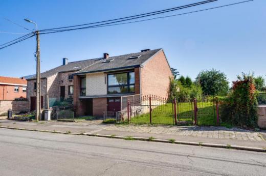 Eerste alternatieve foto van het pand