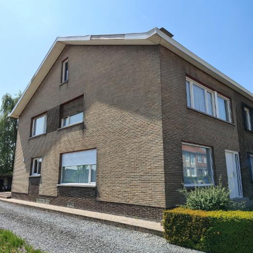 Eerste alternatieve foto van het pand