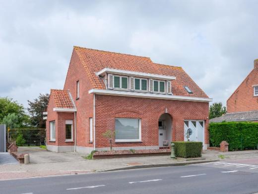 Eerste alternatieve foto van het pand