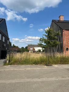 Eerste alternatieve foto van het pand