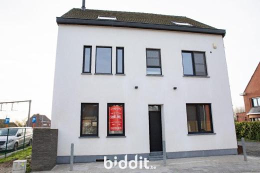 Eerste alternatieve foto van het pand