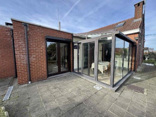 Eerste alternatieve foto van het pand