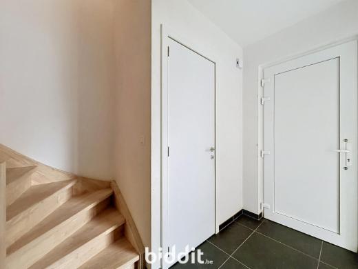 Eerste alternatieve foto van het pand