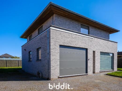 Eerste alternatieve foto van het pand
