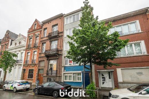 Eerste alternatieve foto van het pand