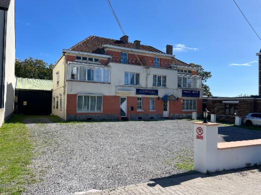 Eerste alternatieve foto van het pand