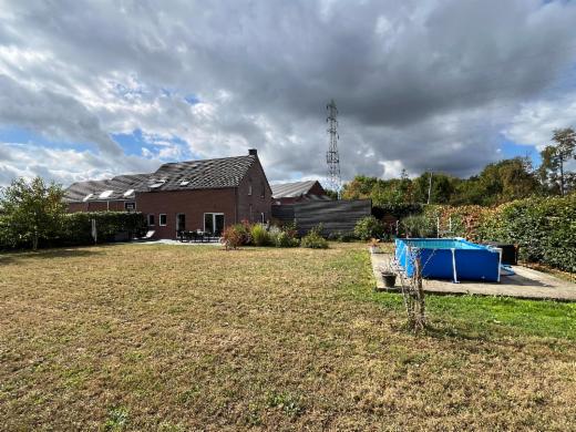 Eerste alternatieve foto van het pand