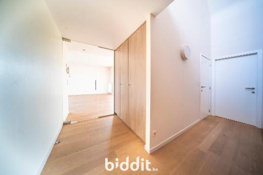 Eerste alternatieve foto van het pand