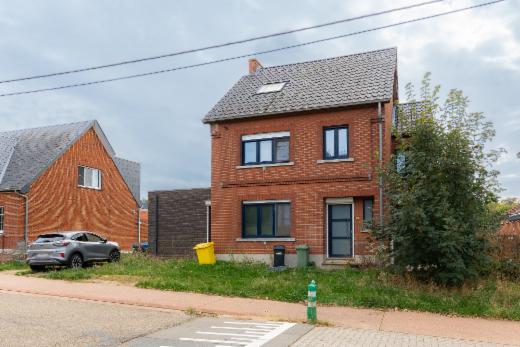 Eerste alternatieve foto van het pand