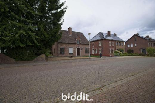 Eerste alternatieve foto van het pand