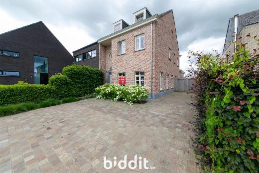 Eerste alternatieve foto van het pand