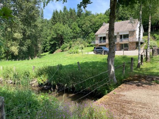 Eerste alternatieve foto van het pand