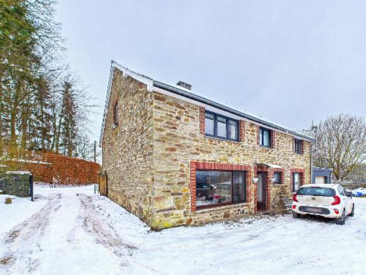 Eerste alternatieve foto van het pand