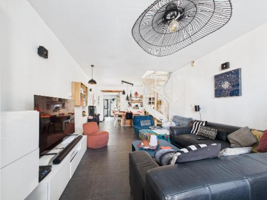 Eerste alternatieve foto van het pand