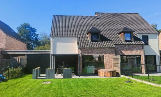 Eerste alternatieve foto van het pand