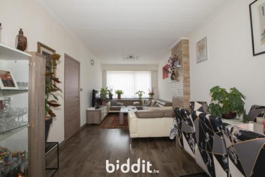 Eerste alternatieve foto van het pand