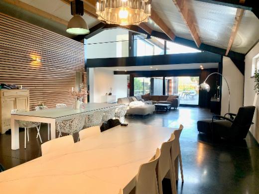 Eerste alternatieve foto van het pand