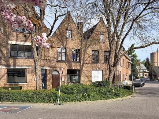 Eerste alternatieve foto van het pand