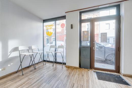 Eerste alternatieve foto van het pand