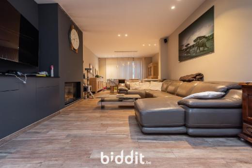 Eerste alternatieve foto van het pand