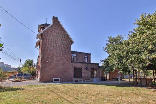 Eerste alternatieve foto van het pand