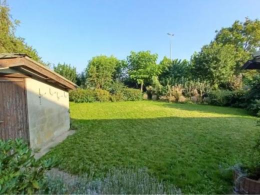 Eerste alternatieve foto van het pand