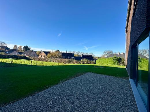 Eerste alternatieve foto van het pand