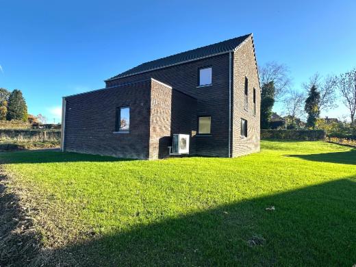 Eerste alternatieve foto van het pand