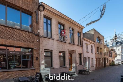 Eerste alternatieve foto van het pand