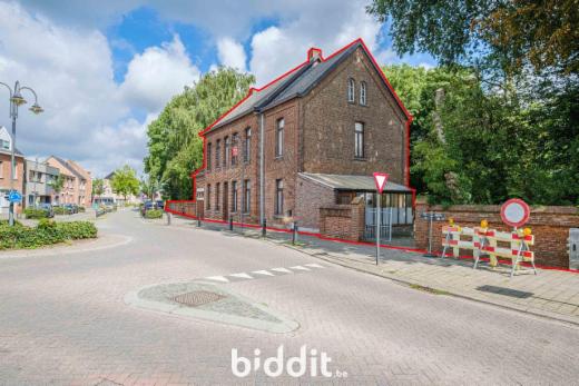 Eerste alternatieve foto van het pand