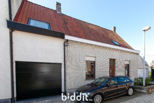 Eerste alternatieve foto van het pand