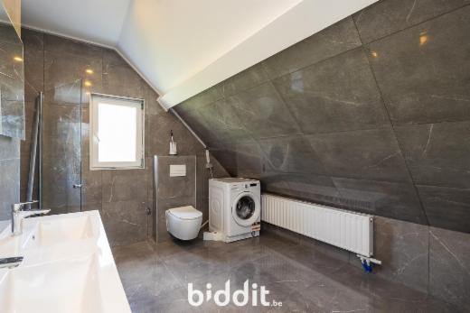 Eerste alternatieve foto van het pand