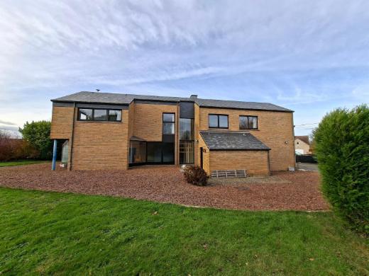 Eerste alternatieve foto van het pand