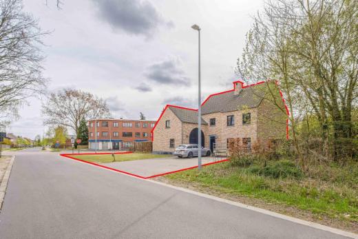 Eerste alternatieve foto van het pand