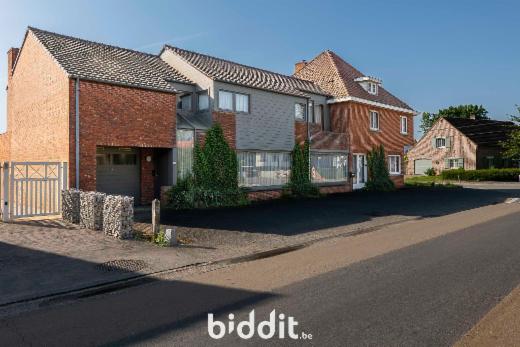 Eerste alternatieve foto van het pand