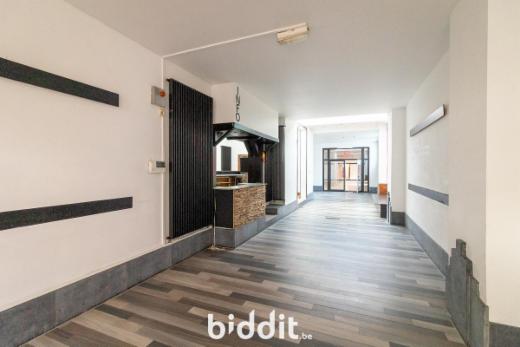 Eerste alternatieve foto van het pand