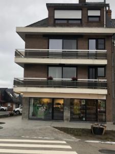 Eerste alternatieve foto van het pand