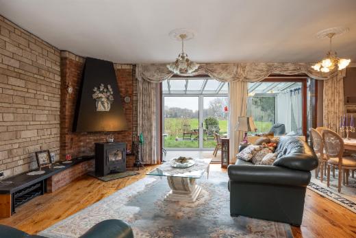 Eerste alternatieve foto van het pand