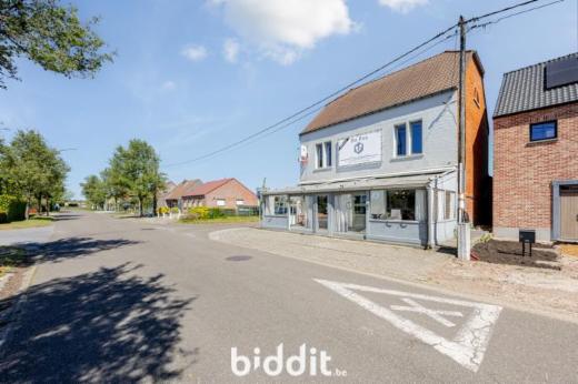 Eerste alternatieve foto van het pand